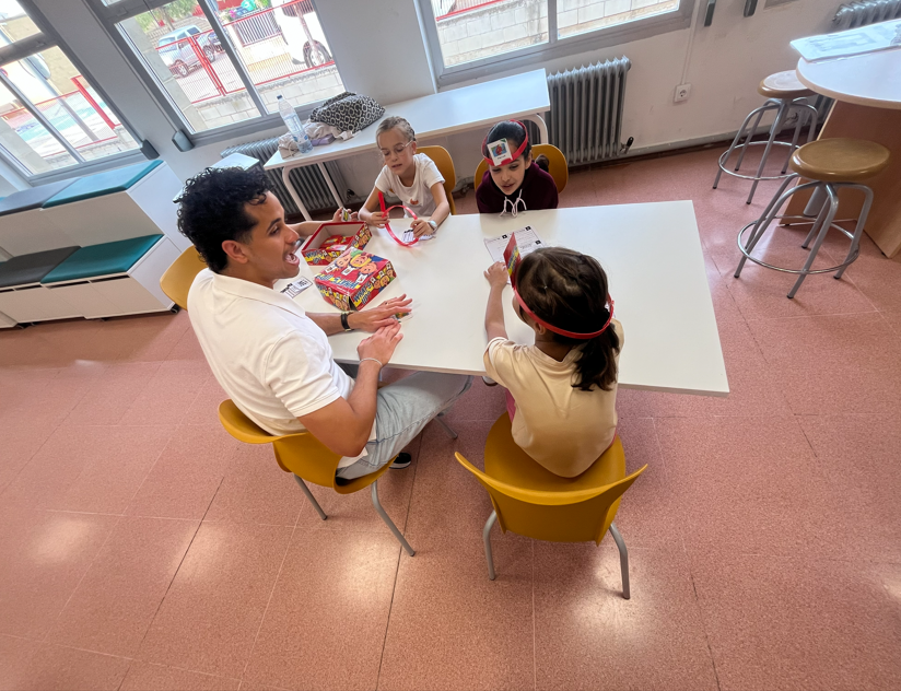Hablamos inglés con voluntarios estadounidenses